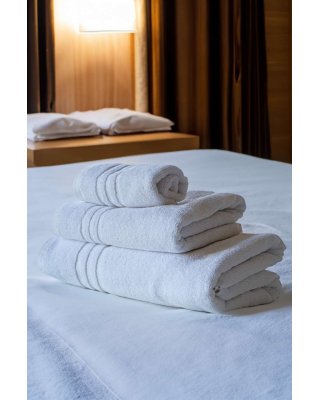 OLIMA HIGH-QUALITY HOTEL TOWEL