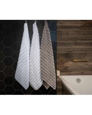 PREMIUM TOWEL